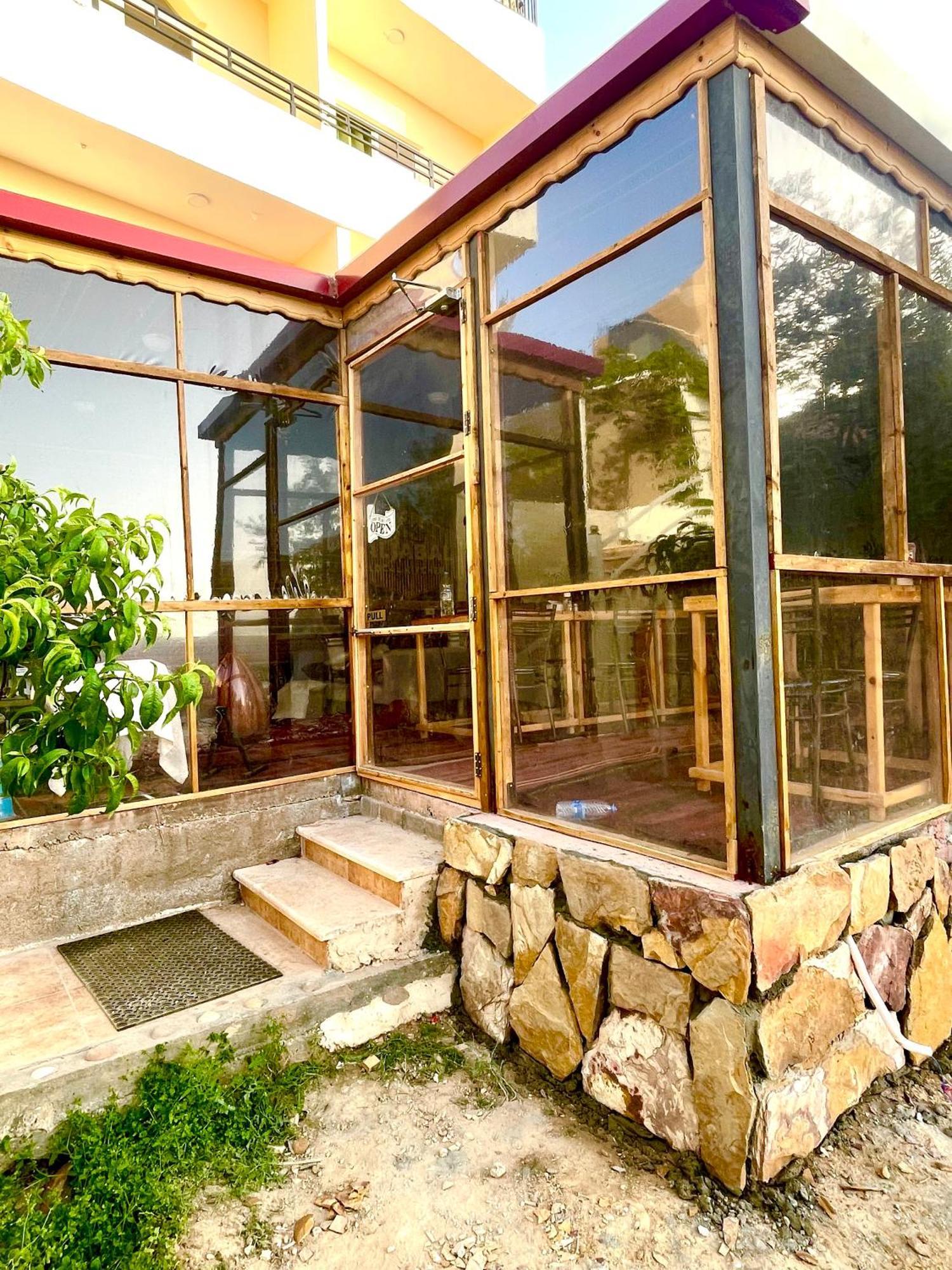 Roadhouse - Petra Hotel Wadi Musa Exterior photo