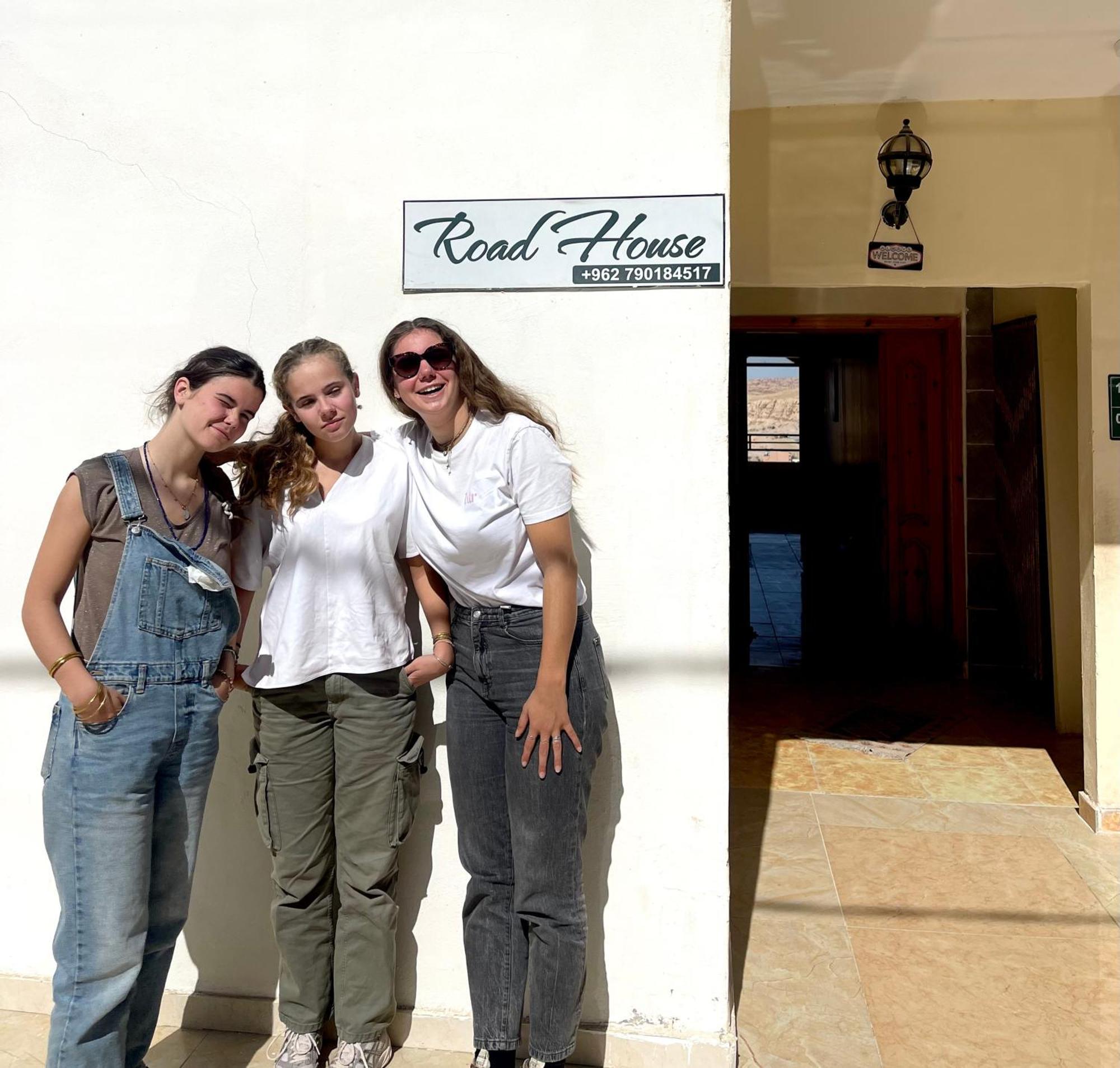 Roadhouse - Petra Hotel Wadi Musa Exterior photo